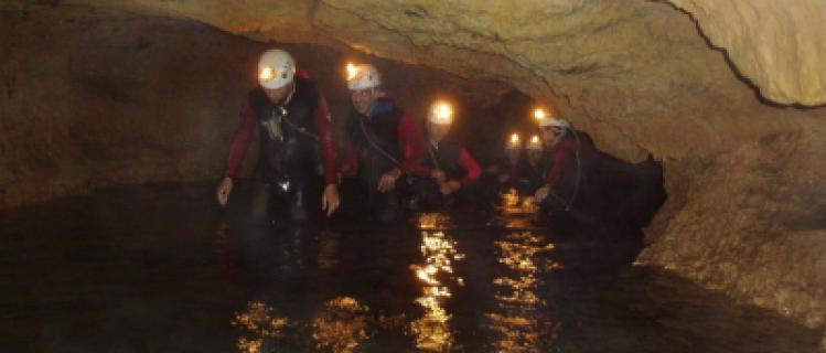 Ruta aventura en las Cuevas de l'Espluga de Francolí